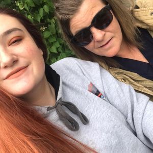 Meet your Posher, Lea